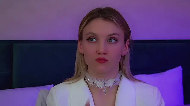 StacyEvances online show from February 22, 2026, 6:31 pm