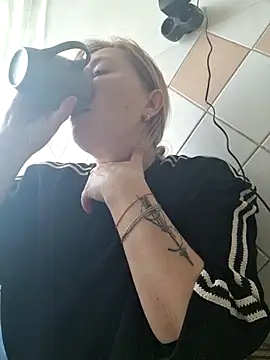 Xseniy online show from October 24, 2025, 9:08 am