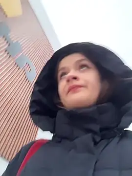 KittyQueeny online show from November 25, 2025, 1:11 pm