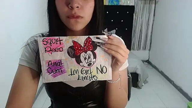 Snapshot of Darkittydoll_15 chatting on October 9, 2025, 12:28 pm Darkittydoll 15 online show from October 9, 2025, 12:28 pm