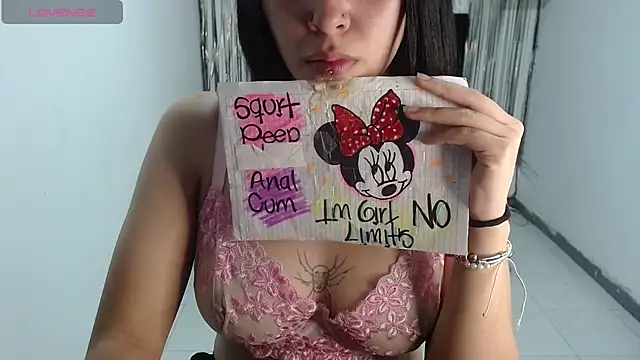 Snapshot of Darkittydoll_15 chatting on September 19, 2025, 2:10 pm Darkittydoll 15 online show from September 19, 2025, 2:10 pm