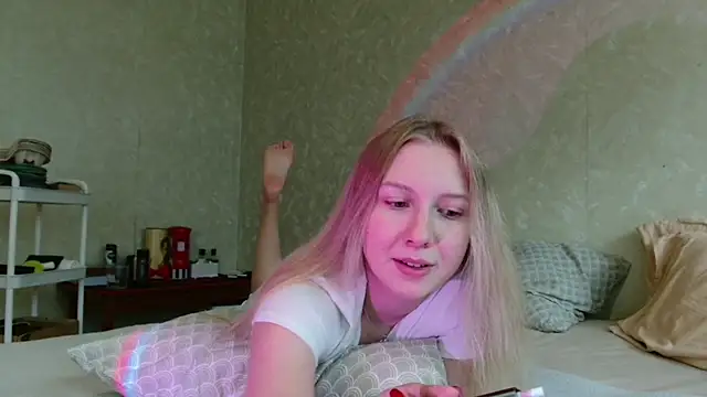 Snapshot of you_cant_forget chatting on September 23, 2025, 2:46 pm you cant forget online show from September 23, 2025, 2:46 pm