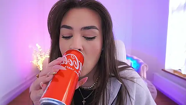 EricaSin online show from March 20, 2026, 2:18 pm