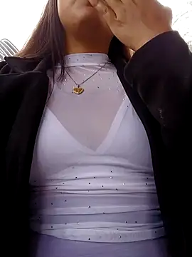 Snapshot of LunaHot_777 chatting on September 10, 2025, 8:08 pm LunaHot 777 online show from September 10, 2025, 8:08 pm