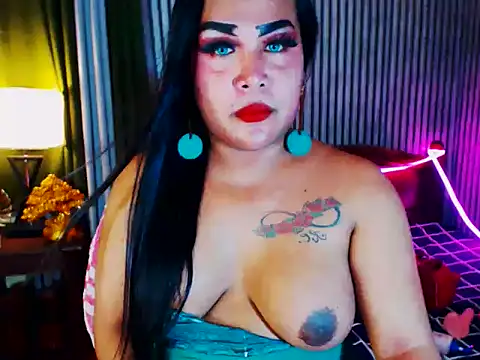 CumFactoryLuna online show from May 20, 2026, 12:13 pm