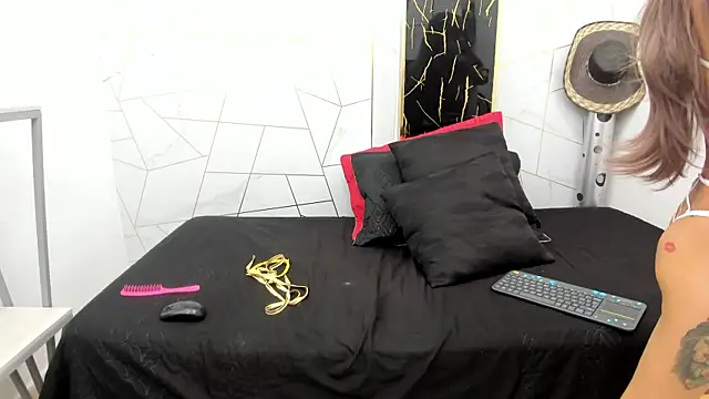 Snapshot of HannaHot_69 chatting on October 8, 2025, 7:58 pm HannaHot 69 online show from October 8, 2025, 7:58 pm