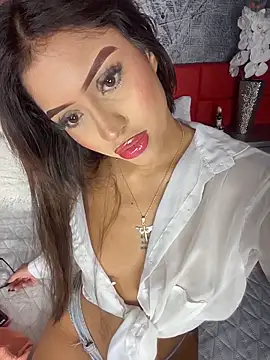 Snapshot of MystiqueXXX chatting on May 26, 2026, 1:20 pm MystiqueXXX online show from May 26, 2026, 1:20 pm