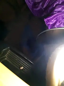 Snapshot of chamiyaaaa chatting on September 17, 2025, 8:33 pm chamiyaaaa online show from September 17, 2025, 8:33 pm