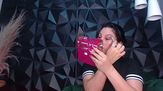 helenasaenz online show from December 18, 2025, 12:42 pm