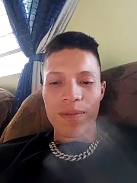 elinnki online show from November 14, 2025, 9:07 pm