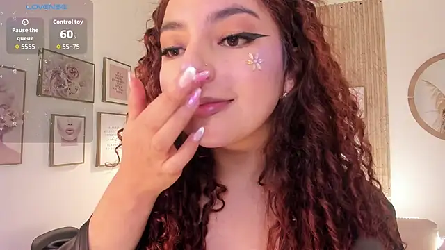 Snapshot of vane_vixen chatting on September 26, 2025, 1:45 am vane vixen online show from September 26, 2025, 1:45 am