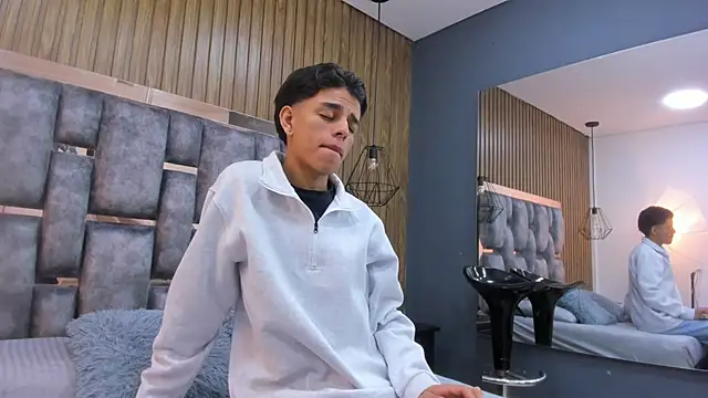 owen  johnson online show from January 11, 2026, 12:23 pm