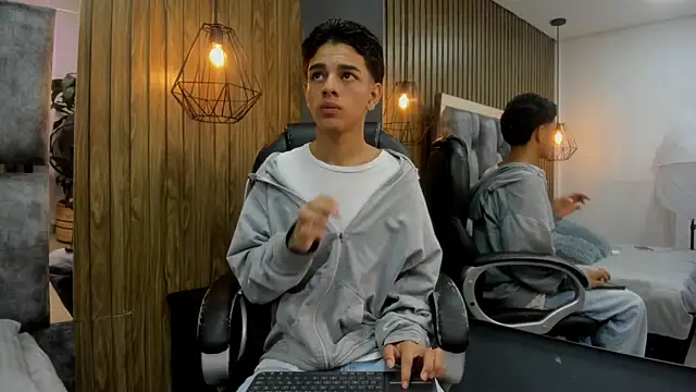 Snapshot of owen__johnson chatting on February 21, 2026, 11:45 am owen johnson online show from February 21, 2026, 11:45 am