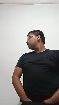 Adrian Saint online show from November 23, 2025, 3:27 am