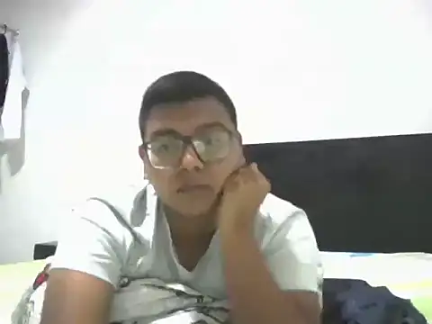 Adrian Saint online show from September 10, 2025, 1:48 am