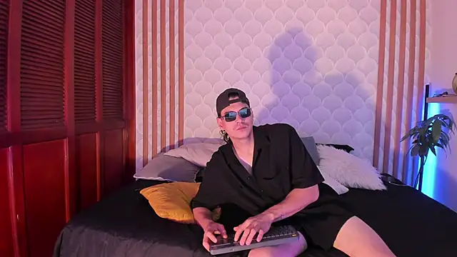 Cristian blaze online show from April 10, 2026, 6:04 pm