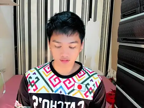 Snapshot of Mister_officer69 chatting on March 15, 2026, 8:32 am Mister officer69 online show from March 15, 2026, 8:32 am