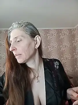 CandiCole online show from May 20, 2026, 5:26 am