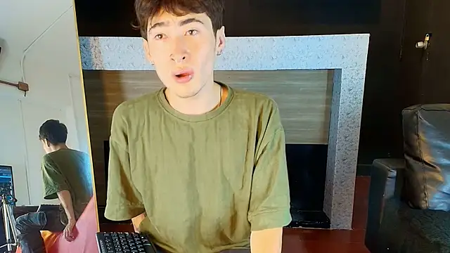  DantFox  online show from November 11, 2025, 8:36 pm