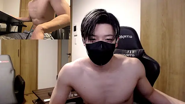 Snapshot of Mei-Tanaka chatting on November 19, 2025, 1:44 pm Mei-Tanaka online show from November 19, 2025, 1:44 pm