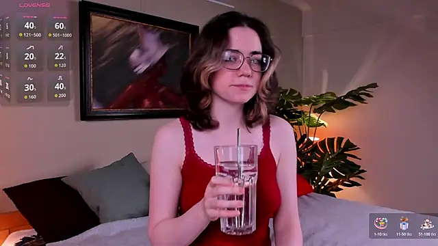 Sunny Teaze online show from March 29, 2026, 11:12 am