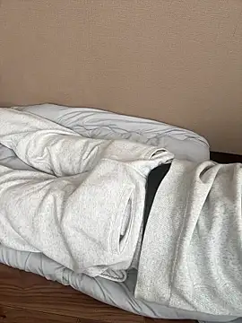 iikangi online show from January 10, 2026, 3:02 am