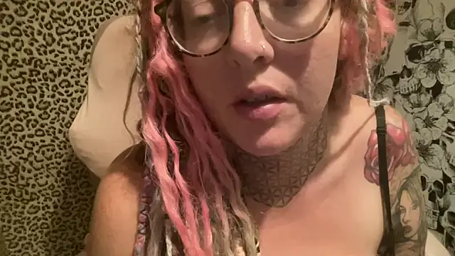 Aubrey-18XX online show from July 20, 2026, 1:02 am