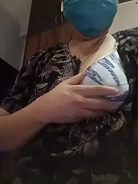 Snapshot of Tamil_Sivani chatting on October 19, 2025, 3:48 pm Tamil Sivani online show from October 19, 2025, 3:48 pm