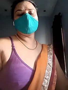 Snapshot of Tamil_Sivani chatting on December 2, 2025, 3:19 am Tamil Sivani online show from December 2, 2025, 3:19 am