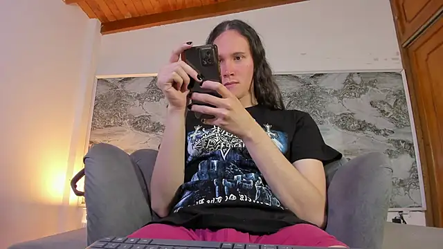 Snapshot of Abyss_King chatting on October 10, 2025, 7:25 pm Abyss King online show from October 10, 2025, 7:25 pm