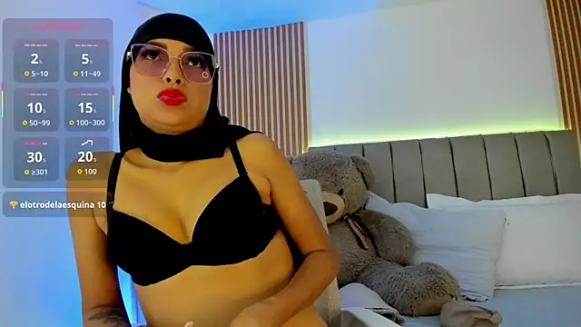 naishaa  online show from October 16, 2025, 7:00 pm