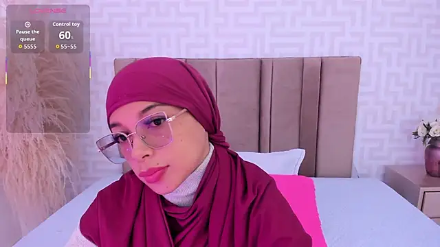 Snapshot of naishaa_ chatting on March 21, 2026, 6:34 pm naishaa online show from March 21, 2026, 6:34 pm