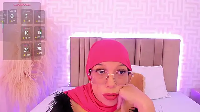 Snapshot of naishaa_ chatting on March 31, 2026, 6:21 pm naishaa online show from March 31, 2026, 6:21 pm