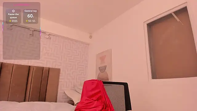 Snapshot of naishaa_ chatting on February 24, 2026, 6:53 pm naishaa online show from February 24, 2026, 6:53 pm