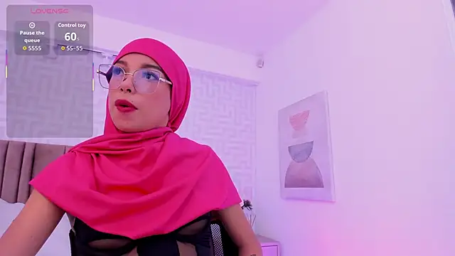 Snapshot of naishaa_ chatting on March 5, 2026, 7:10 pm naishaa online show from March 5, 2026, 7:10 pm