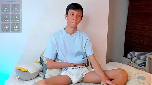 philip twinkk online show from December 4, 2025, 1:48 am