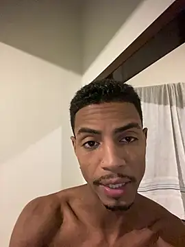 Snapshot of Guzdick chatting on July 8, 2026, 9:59 pm Guzdick online show from July 8, 2026, 9:59 pm
