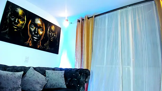 Snapshot of _Mia_Pink_ chatting on January 6, 2026, 3:32 am Mia Pink online show from January 6, 2026, 3:32 am