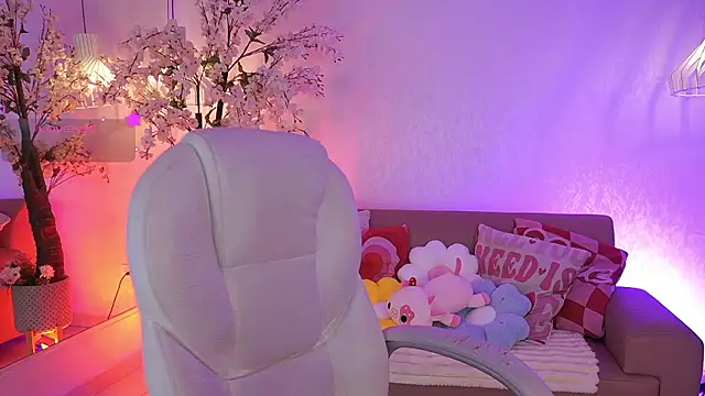 JadeSummerr online show from March 7, 2026, 11:38 am