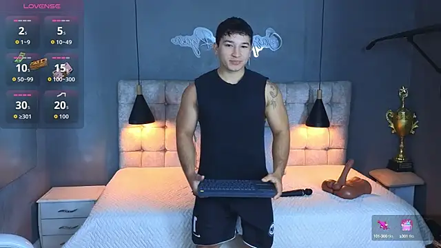 Horny nick18 online show from October 10, 2025, 12:06 pm