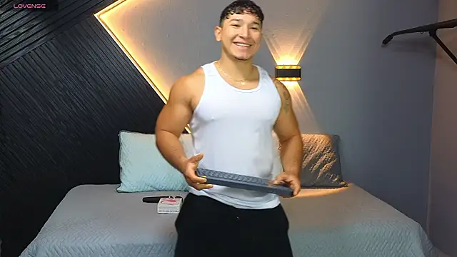 Horny nick18 online show from February 12, 2026, 1:00 pm