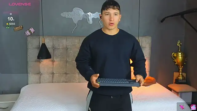 Horny nick18 online show from January 10, 2026, 10:21 am