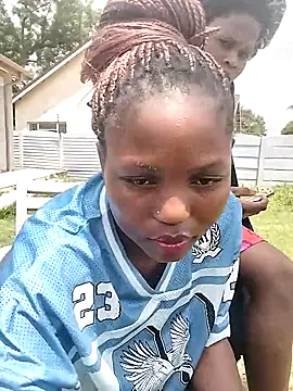 Snapshot of SweetHoney21_ chatting on November 10, 2025, 8:41 am SweetHoney21 online show from November 10, 2025, 8:41 am