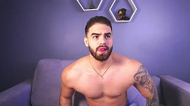 Snapshot of Paul_Phoenix chatting on November 4, 2025, 7:39 pm Paul Phoenix online show from November 4, 2025, 7:39 pm