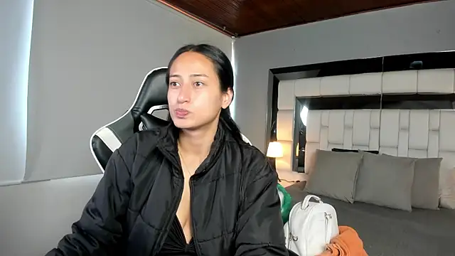 Adhara7 online show from October 28, 2025, 7:24 pm