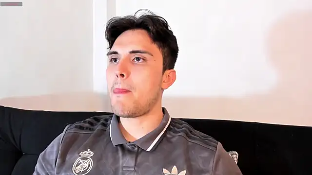 Snapshot of jasonxd9898 chatting on February 17, 2026, 1:14 am jasonxd9898 online show from February 17, 2026, 1:14 am