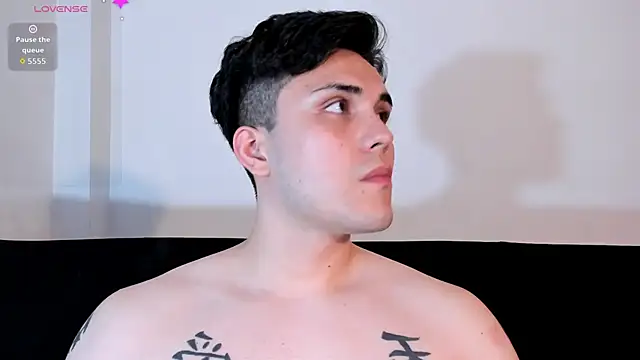 jasonxd9898 online show from November 15, 2025, 1:31 am