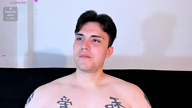 jasonxd9898 online show from November 23, 2025, 1:04 am