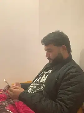 amitsharma7868 online show from January 17, 2026, 4:10 pm