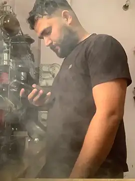 amitsharma7868 online show from February 15, 2026, 2:56 am